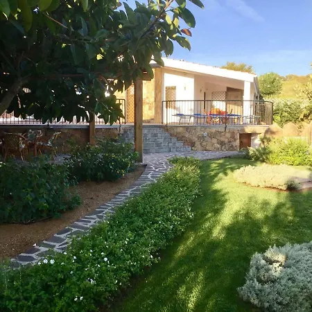 Tavolara Villa *